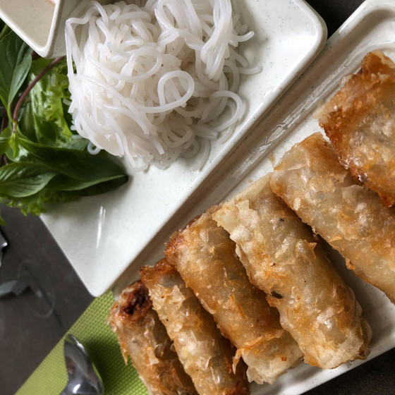 ベトナム風お好み焼きバインセオ〜ベトナミーなお料理5種
