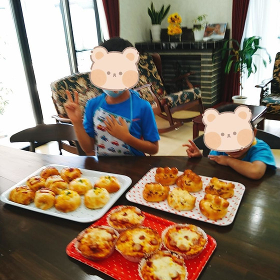 親子教室　袋ごねでパン作り