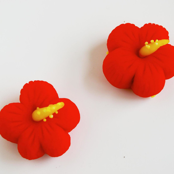 デコ和菓子体験！練り切りで「ハイビスカス」を作ります。