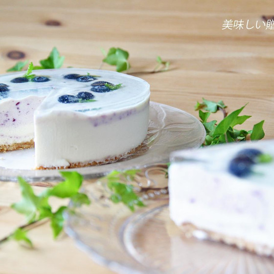 ブルーベリーのマーブルレアチーズケーキ
