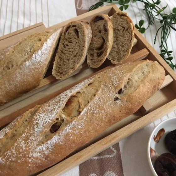 パン作り初めてさんも失敗なく作れる　ホシノ酵母プルーンティーライ麦パン