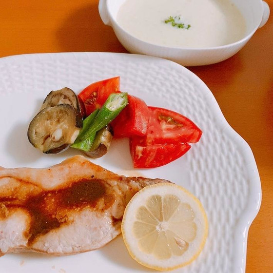 【５名限定】夕飯はこれで決まり！　いまさら聞けない？　絶品柔らかポークソテーの焼き方、枝豆スープ、コーンライス