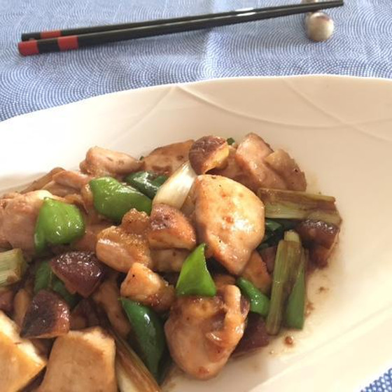 泣かない柚子胡椒作り＆柚子胡椒を使った料理レッスン　焼き鳥風鶏肉炒め柚子胡椒添え、白身魚の柚子胡椒カルパッチョ、サツマイモご飯、かぼちゃとピーマンの簡単サラダ、パンプキンタルト　