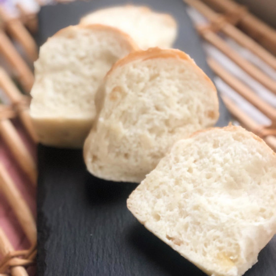 とろける生食パン🍞✨断面から柔らかさが伝わります😍