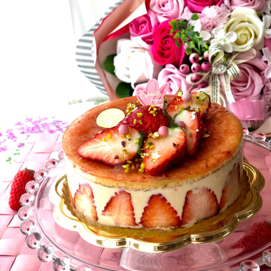 パティスリーの苺フレジェが皆様のおウチスイーツに😍🍓💕
