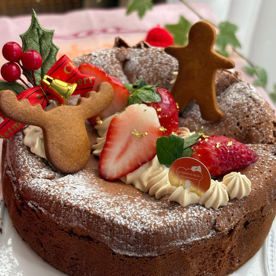 デコレーションは自由自在💕🎂