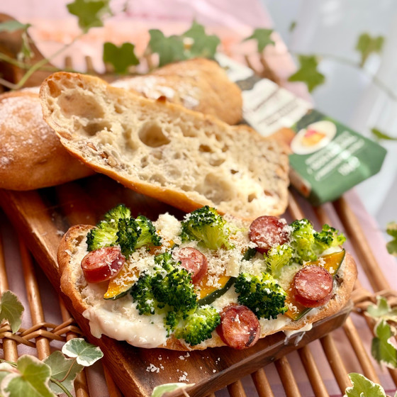とろけるホワイトソースとお野菜、ジューシーグラタン