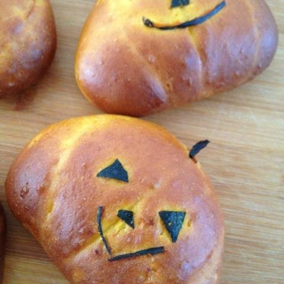 キッズ　グループレッスン☆  手ごね＆ハロウィンパン