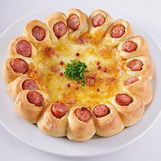 たっぷりチーズの耳までピザ&やわらかアップルローストポーク