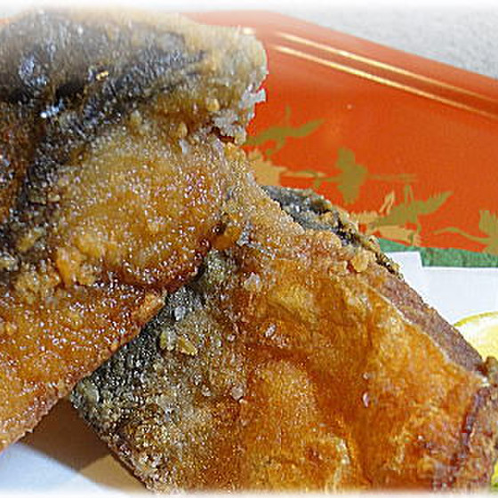 魚をさばく家庭料理