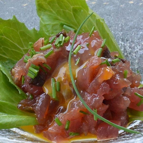 魚をさばく家庭料理