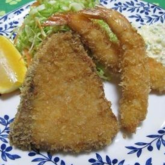 海老フライと白身魚のフライ定食