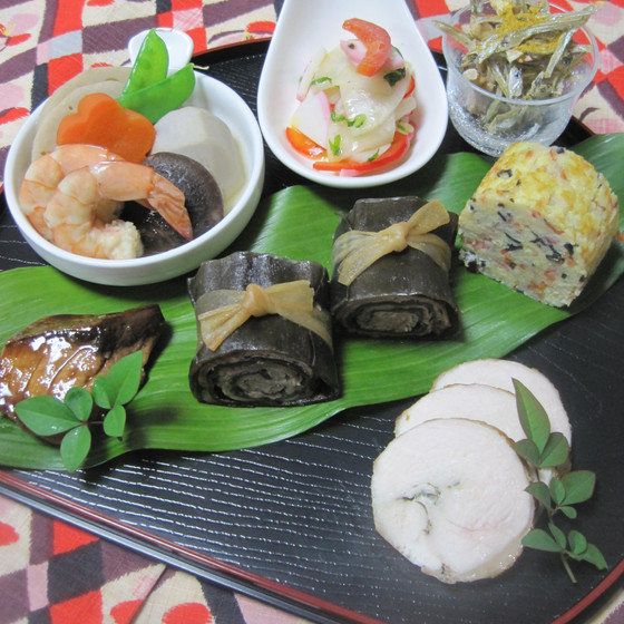 蒸し雑煮と和・洋おせち料理