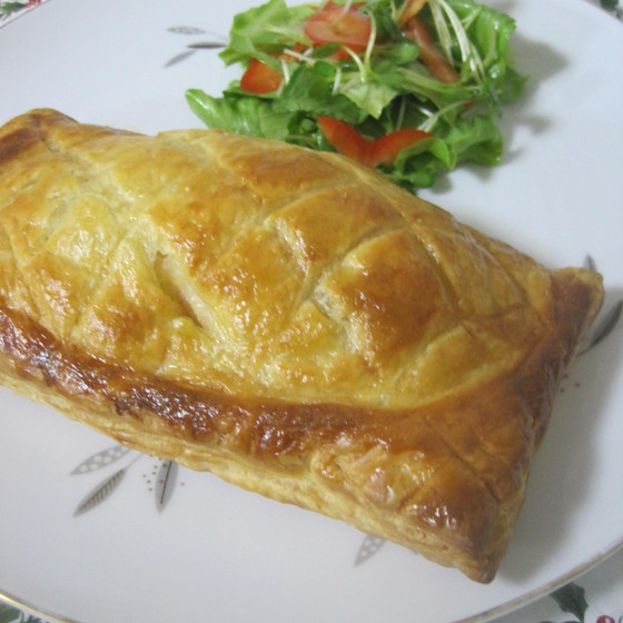 クリスマスに作りたい♡チキンのパイ包み焼き