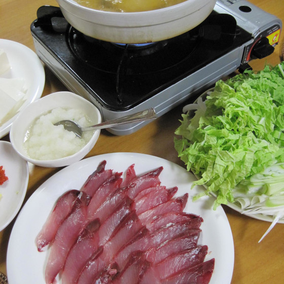 寒ブリしゃぶしゃぶとお酒のおつまみ