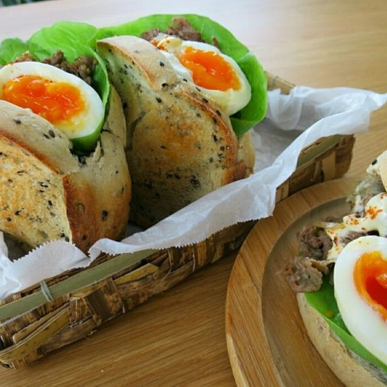 １２月【オンラインB1】すき焼き風サンド、他１品