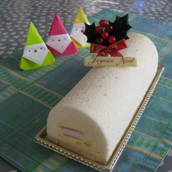 12月のお菓子はｸﾘｽﾏｽｹｰｷ
