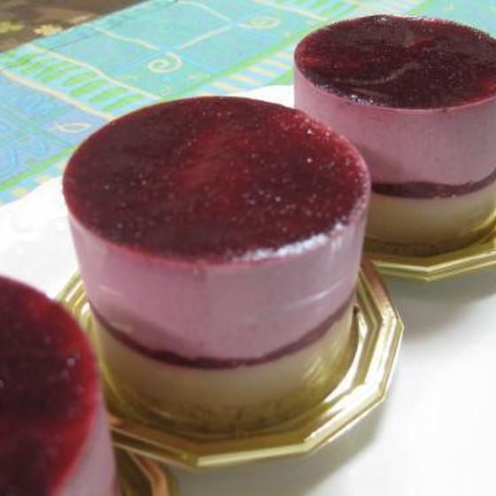 一足早いバレンタインデー♡ミルクチョコレートとカシスのムース