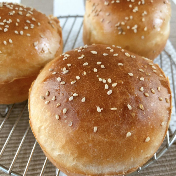 スペルト小麦100％で作るバーガーバンズ