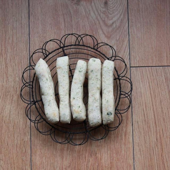 おうちパン離乳食『あおさ＆鰹節スティック』