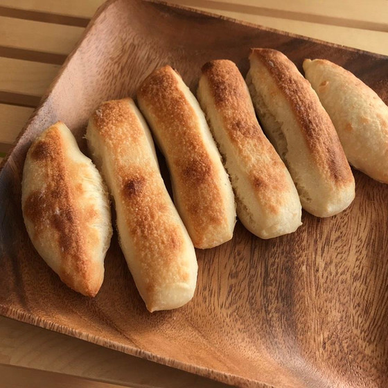 おうちパン離乳食『ほうれん草のスティックパン』『人参豆乳パン