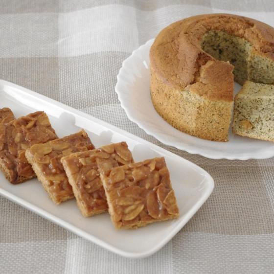 紅茶とオレンジピールのシフォンケーキとフロランタン