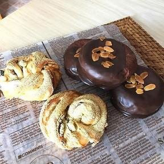 かのこ豆のミルクぱん・ほろ苦チョコレートぱん()