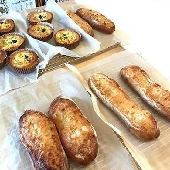 シュガーフランス・ぱんキッシュ(ホシノ天然酵母)