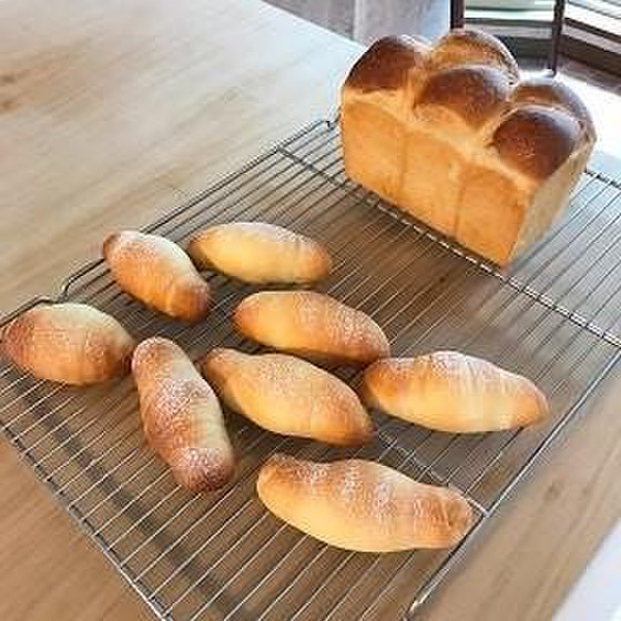 クリームロールぱん・たまごぱん・生クリーム食ぱん(ホシノ)