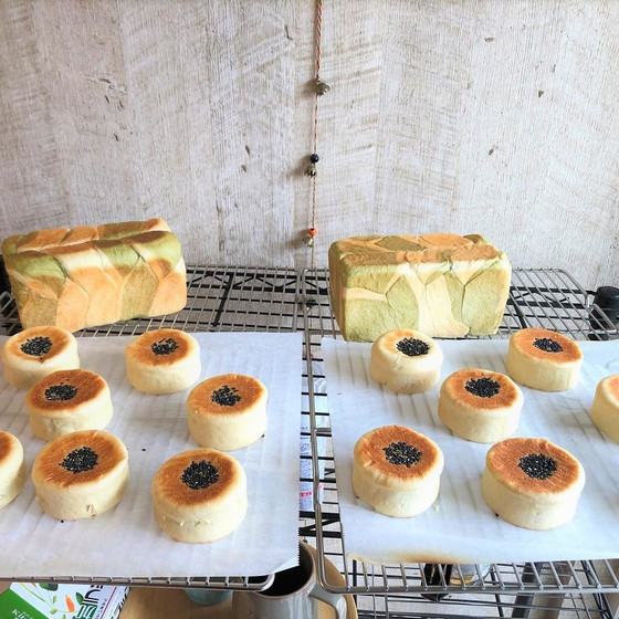 マーブル食ぱん・クリームチーズ入りあんぱん(ドライイースト)