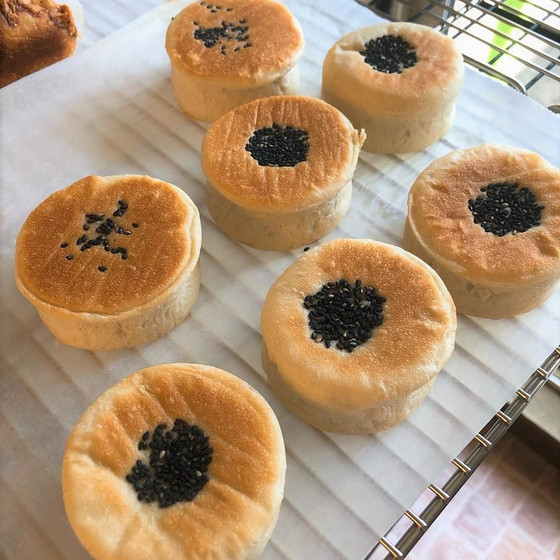 マーブル食ぱん・クリームチーズ入りあんぱん(ドライイースト)