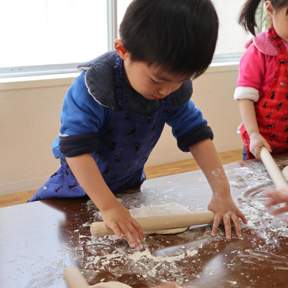 親子で一緒に【1歳半～】手打ちうどんとつけ汁作り