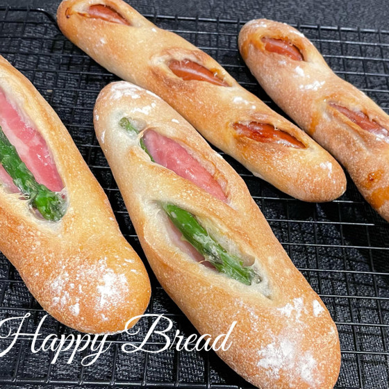 ハード系の惣菜パン
