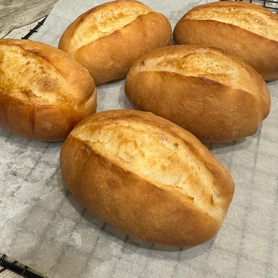 捏ねないで作る　はちみつバターパン