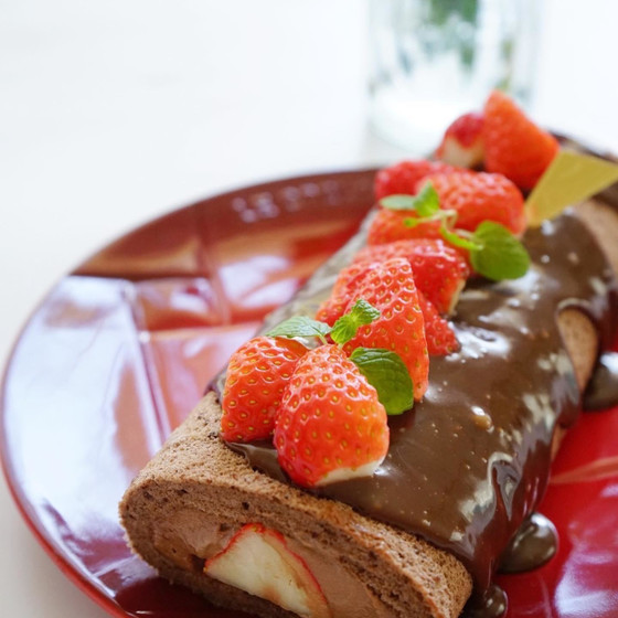 いちごショコラロールケーキ(グルテンフリー)