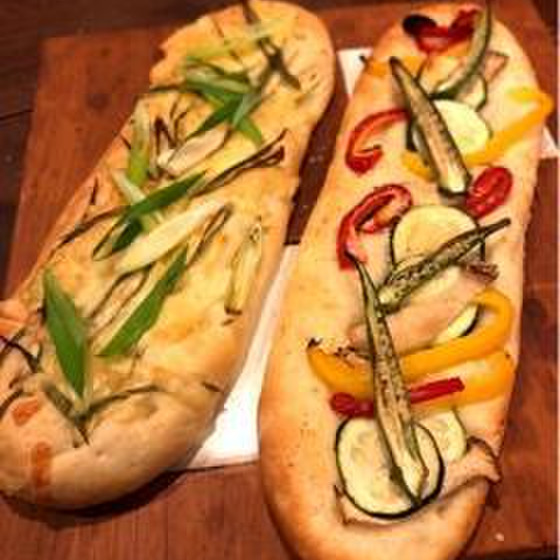 2種のフォカッチャ夏野菜と九条ネギｏｒ塩パン　　