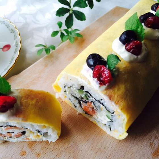 簡単！クリスマス・ロールケーキ寿司