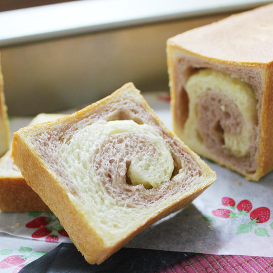 １ＤＡＹレッスン｢イチゴとホワイトチョコのうずまきパン｣