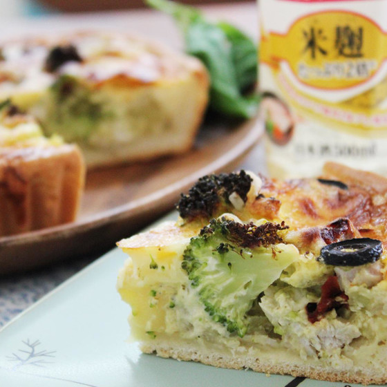 宝酒造タイアップレッスン　サラダチキンのジェノベーゼキッシュ