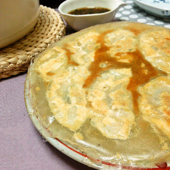 おさらいレッスン☆皮もタレも全て手作り！羽付き餃子の焼き方