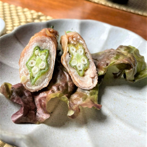 オクラの肉巻きは2種類の味付けで。