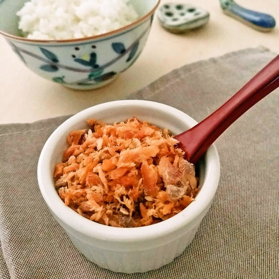 手づくり鮭フレークは格別の美味しさ！！