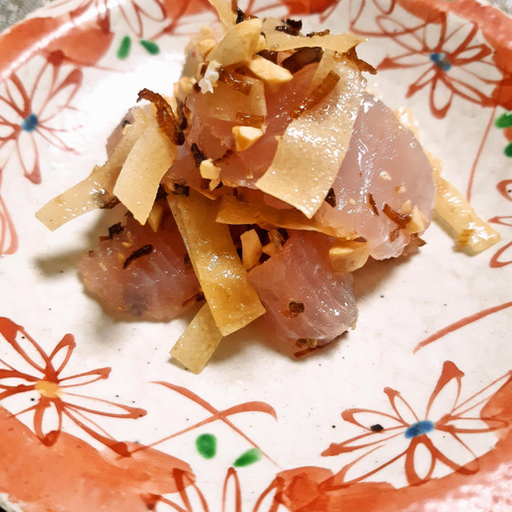 いろんな食感が楽しめる鮮魚の中華和え♪