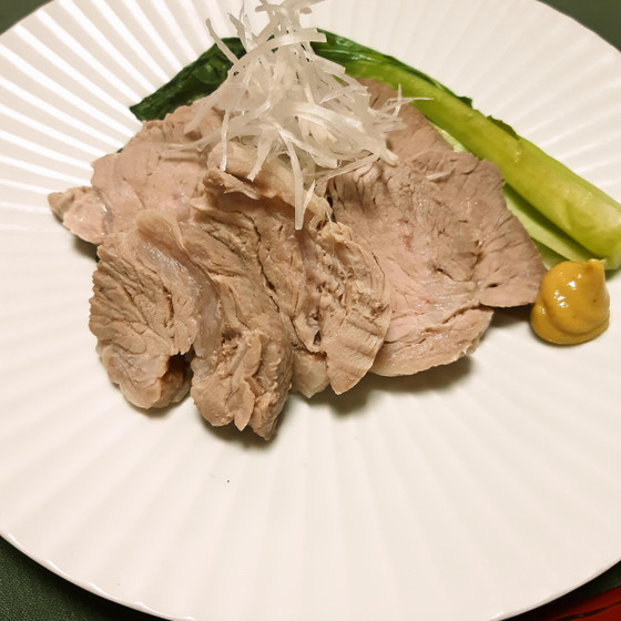 そのままでもしっとりジューシーで美味しい塩豚