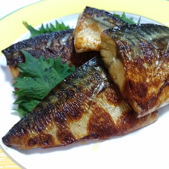 ☆お子様連れOK☆【A】初心者歓迎♪　一人一尾ずつ魚の三枚おろしに挑戦！　初めての方にも丁寧にレクチャーします。さばいた魚はカレー焼きに＆魚使い切りレッスン
