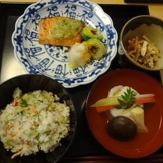 弥生の懐石料理（基礎）