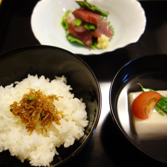 葉月の懐石料理