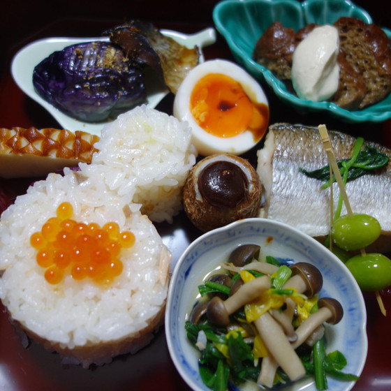 葉月の懐石料理