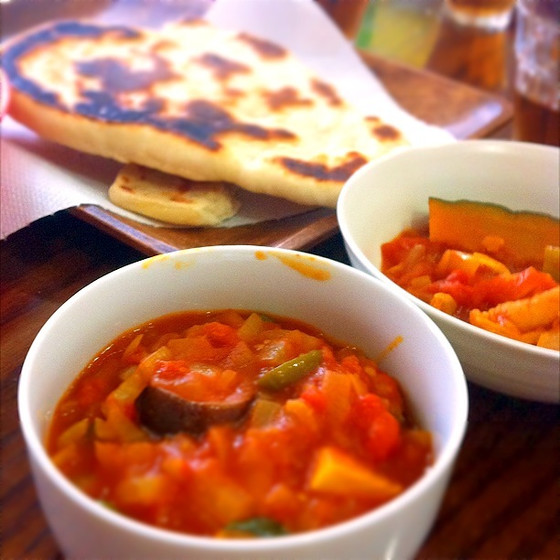 夏野菜カレーとナン