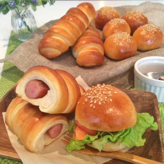 「ウィンナーロールとミニバンズ」
